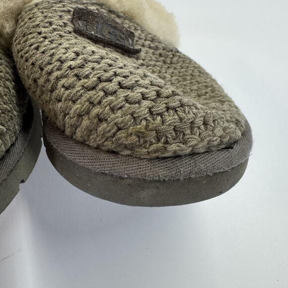 UGG Slippers Womens Size 8 Knit Shearling Grey Green Slip On Cozy Shoes Warm - Picture 4 of 11